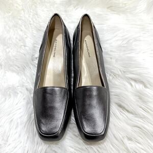 Bandolino Metallic Faux Leather Loafers Sz 9.5